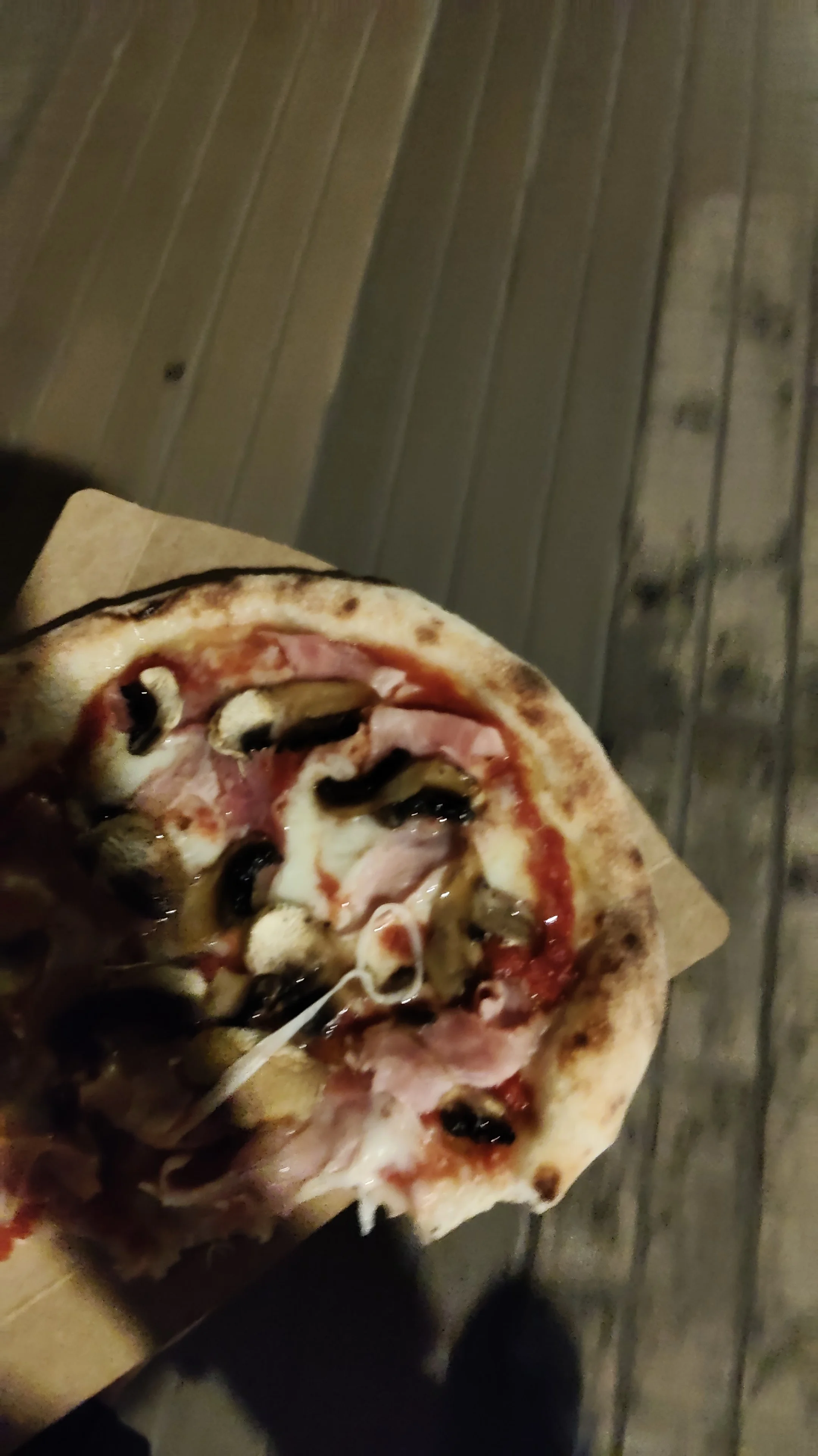 Image 1 of 2 attached to "DA PIZZA PICS"